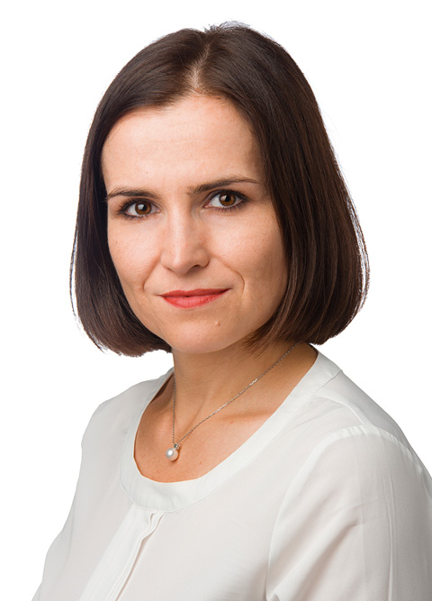 Karolina Modzelewska - zdjęcie portretowe
          